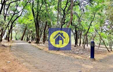 Imagem 1: Terreno de esquina