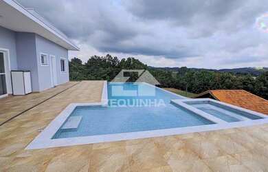 Imagem 1: Residencial - Centro. Piscinae750m² de Área