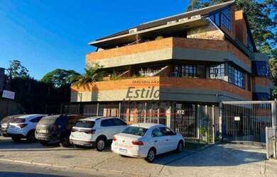 Imagem: O depósito possui 2 Vagas na garagem, 80m² de Área e está