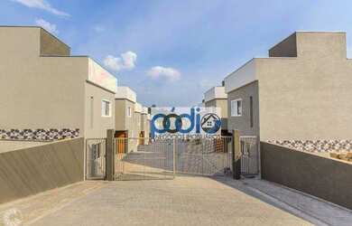 Imagem: A casa em condomínio à venda possui 2 Dormitórios, 2 Banheiros