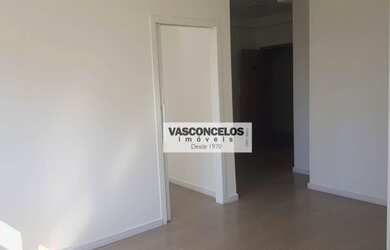 Imagem: O depósito possui 1 Vaga na garagem, 37m² de Área e está