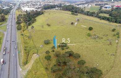 Imagem: O terreno à venda possui 120000m² de Área e está localizado