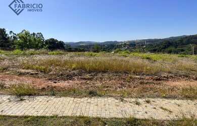 Imagem: O terreno possui 250m² de Área e está localizado em Pinheirinho