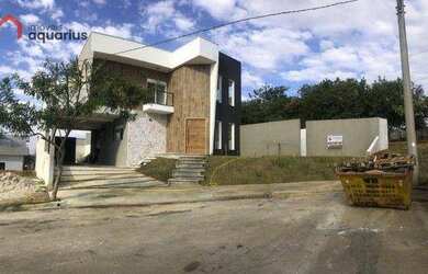 Imagem: A casa em condomínio possui 3 Dormitórios, 4 Banheiros, 4