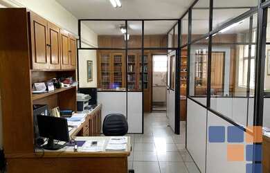 Imagem: O depósito possui 127m² de Área e Imóvel mobiliado e está