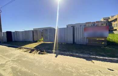 Imagem: O terreno possui 630m² de Área e está localizado em Parque