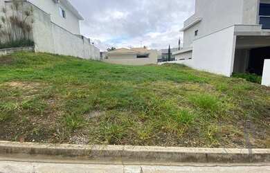 Imagem: O terreno possui 325m² de Área e está localizado em Jardim