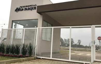 Imagem: O terreno possui 127m² de Área e está localizado em Parque