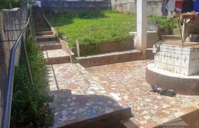 Imagem: O terreno possui 330m² de Área e está localizado em Vila