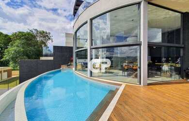 Imagem: A casa em condomínio possui 3 Dormitórios, 5 Banheiros, 5