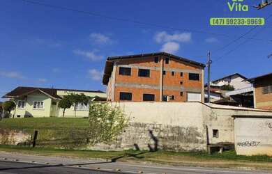 Imagem: O depósito possui 865m² de Área e está localizado em Velha