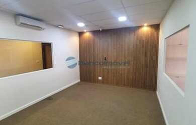 Imagem: O depósito possui 2 Vagas na garagem, 89m² de Área e está