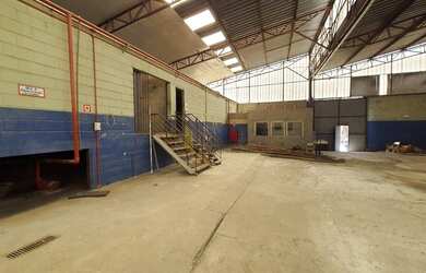 Imagem 1: Galpão para locação possui 900 m² em Vila Agrícola - Jundiaí - SP