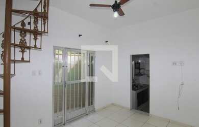 Imagem: A casa possui 2 Dormitórios, 1 Banheiro, 55m² de Área e