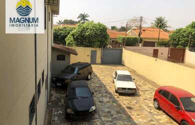 Imagem: O depósito possui 5 Vagas na garagem, 635m² de Área e está