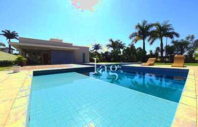 Imagem: A casa em condomínio possui 3 Dormitórios, 5 Banheiros, 5