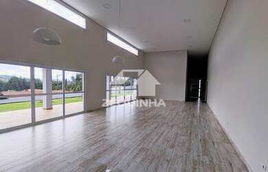 Imagem 5: Residencial - Centro. Piscinae750m² de Área