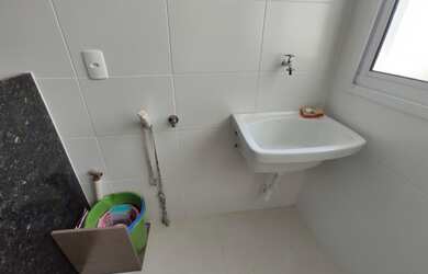 Imagem 9: Apartamento bem localizado a poucos metros do mar Faça contato em ligação...