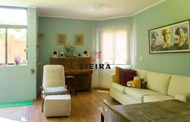 Imagem: O apartamento possui 2 Dormitórios, 1 Banheiro, 2 Vagas na