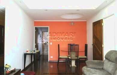 Imagem: A casa possui 3 Dormitórios, 4 Banheiros, 4 Vagas na garagem