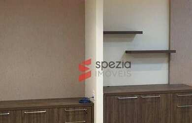 Imagem: O depósito possui 1 Vaga na garagem e 34m² de Área e está