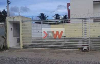 Imagem: A casa em condomínio possui 3 Dormitórios, 2 Banheiros, 82m²