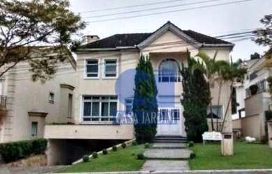 Imagem: A casa em condomínio possui 4 Dormitórios, 4 Banheiros, 2