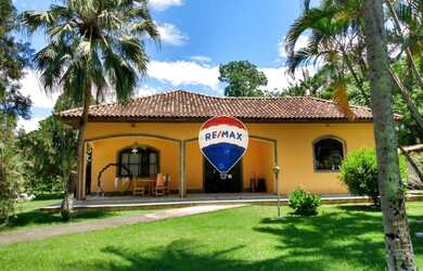 Imagem: A fazenda possui 3.978m² de Área e está localizado em Campo