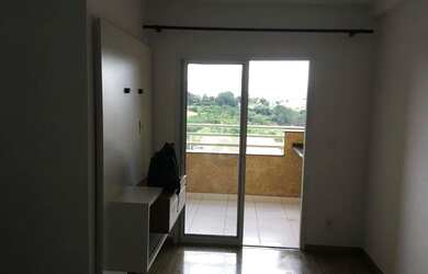 Imagem: O apartamento possui 3 Dormitórios, 2 Banheiros, 2 Vagas na