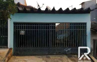 Imagem: A casa possui 2 Dormitórios, 2 Banheiros, 2 Vagas na garagem