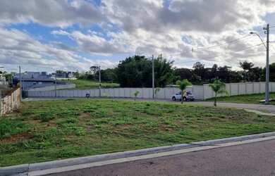 Imagem: O terreno possui 400m² de Área e está localizado em Centro