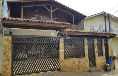 Imagem: A casa em condomínio possui 3 Dormitórios, 2 Banheiros, 5