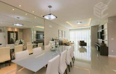 Imagem: O apartamento possui 3 Dormitórios, 4 Banheiros, 3 Vagas na