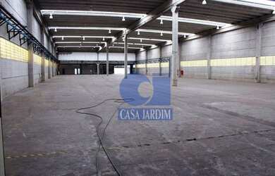 Imagem: O depósito possui 5 Vagas na garagem, 4.308m² de Área e