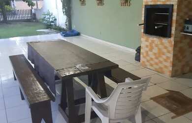 Imagem 8: Casa na praia com piscina