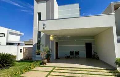 Imagem: A casa em condomínio possui 3 Dormitórios, 2 Banheiros, 2