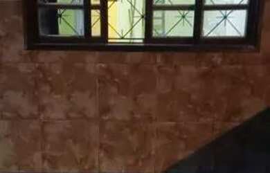 Imagem: A casa possui 1 Dormitório, 1 Banheiro e está localizado