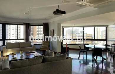 Imagem: O apartamento possui 4 Dormitórios, 5 Banheiros, 5 Vagas na