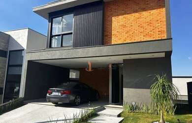 Imagem: A casa em condomínio possui 4 Dormitórios, 5 Banheiros, 4