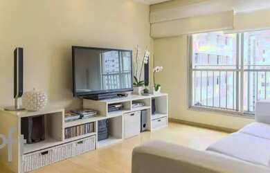 Imagem: O apartamento possui 2 Dormitórios, 2 Banheiros, 1 Vaga na