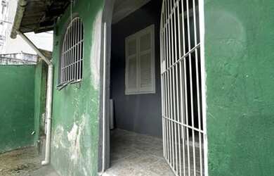 Imagem: A casa possui 1 Dormitório, 1 Banheiro, 39m² de Área e está