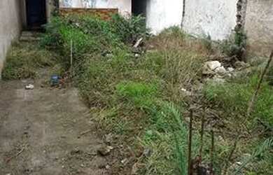 Imagem: A casa possui 2 Dormitórios, 1 Banheiro, 1 Vaga na garagem