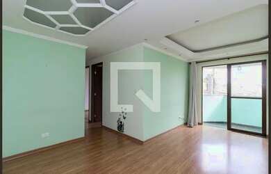 Imagem: O apartamento possui 3 Dormitórios, 1 Banheiro, 1 Vaga na garagem