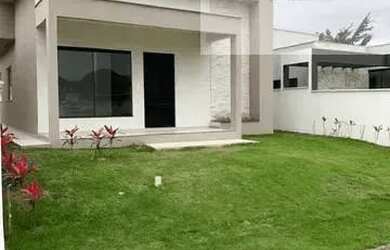 Imagem: A casa possui 2 Dormitórios, 2 Banheiros, 2 Vagas na garagem