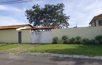 Imagem: A casa em condomínio possui 3 Dormitórios, 2 Banheiros, 3