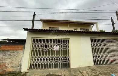 Imagem: A casa para alugar possui 2 Dormitórios, 1 Banheiro, 2 Vagas