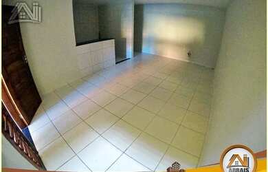 Imagem: A casa possui 3 Dormitórios, 3 Banheiros, 1 Vaga na garagem