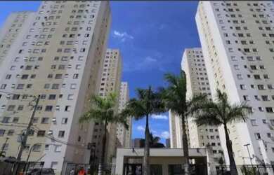 Imagem: O apartamento possui 2 Dormitórios, 1 Banheiro, 1 Vaga na garagem