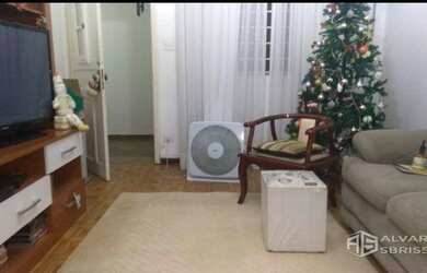 Imagem: A casa possui 3 Dormitórios, 1 Banheiro, 1 Vaga na garagem