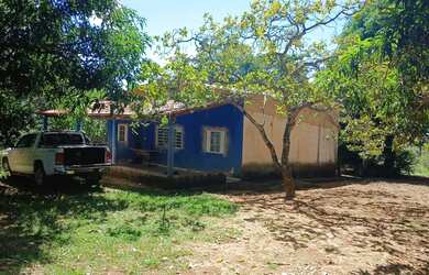 Imagem: A chácara possui 10.000m² de Área, Imóvel novo e está